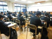 １年英語　集中しています