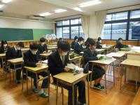 ２年数学　真剣な表情