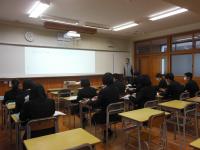 ２年数学　説明に食い入るように