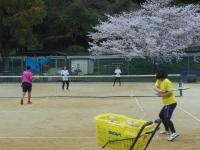 ソフトテニス部女子２　躍動！